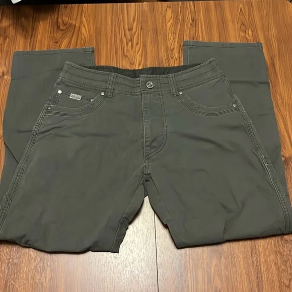 Kuhl revolvr legendary Mens dk Grey Work Outdoor Pants 22F Size 30x30 5232 - Picture 2 of 6